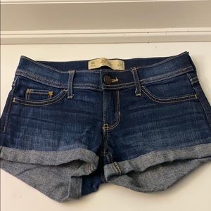 Hollister jean shorts